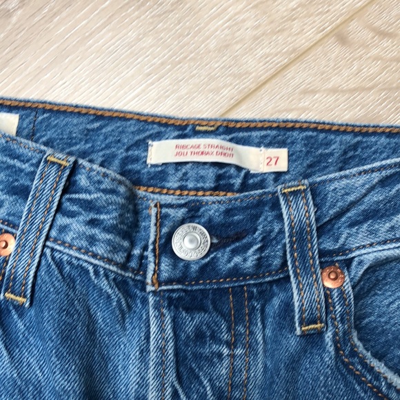 Levi’s Ribcage Straight size 27/27 - Picture 2 of 6
